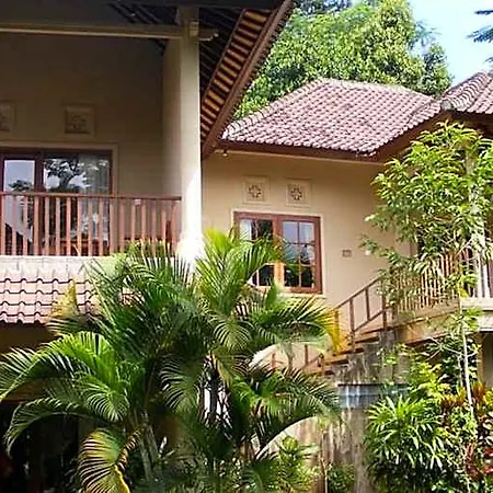 Mahagiri Resort & Restaurant