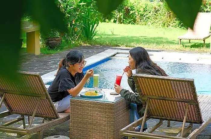Mahagiri & Restaurant 4* Rendang